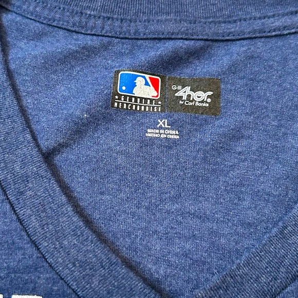 Detroit Tigers V-Neck T-Shirt - Picture 4 of 7